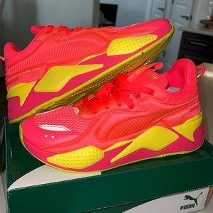 COPY - PUMA
RS-X SOFT CASE WOMENS MESH WORKOUT RUNNING SHOES